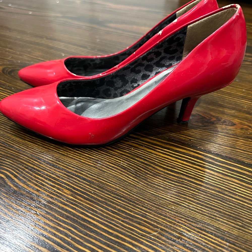 Guess  Red Women's Heels